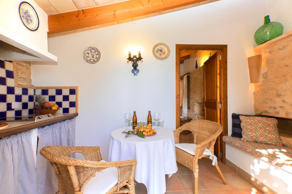 Agroturismo Es Pla De Llodra Manacor  Pokoj fotografie